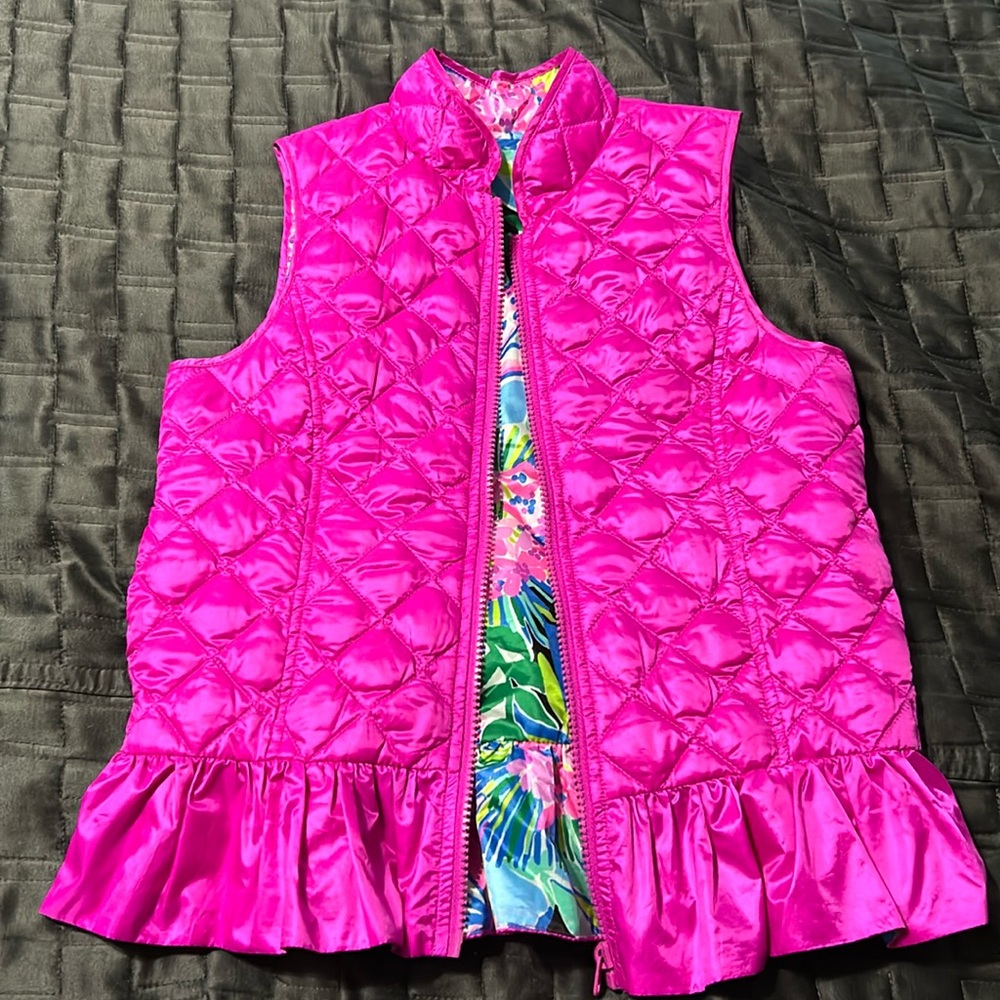 Reversible size large (8-10) girls Lilly Pulitzer vest. Like new condition.